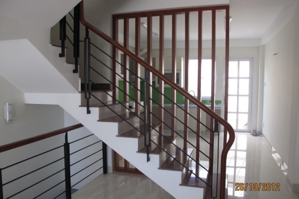 CẦN BÁN NHÀ NGUYÊN CĂN